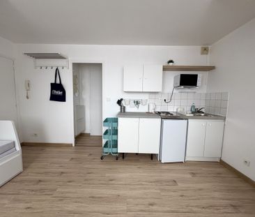 Beau studio avec place de parking - Quartier Saint Anne - Photo 3