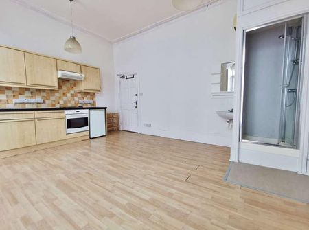 Mornington Crescent, NW1 - Photo 2