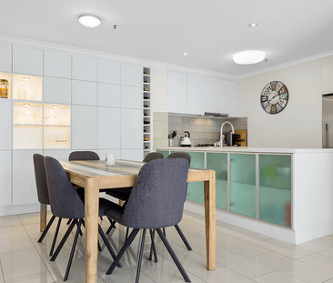 Superb apartment,large and full of natural light with Tennis Court,... - Photo 2