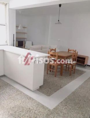 Piso en alquiler en Centro - Photo 1