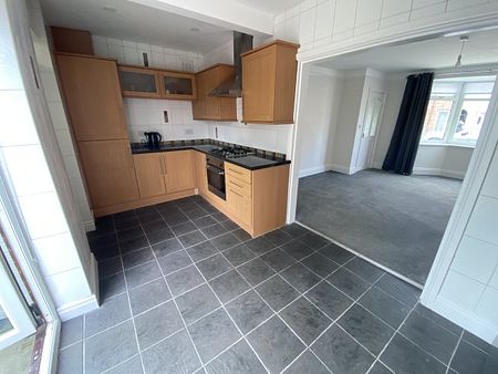 Holmrook Road, L11 3AQ - Photo 2