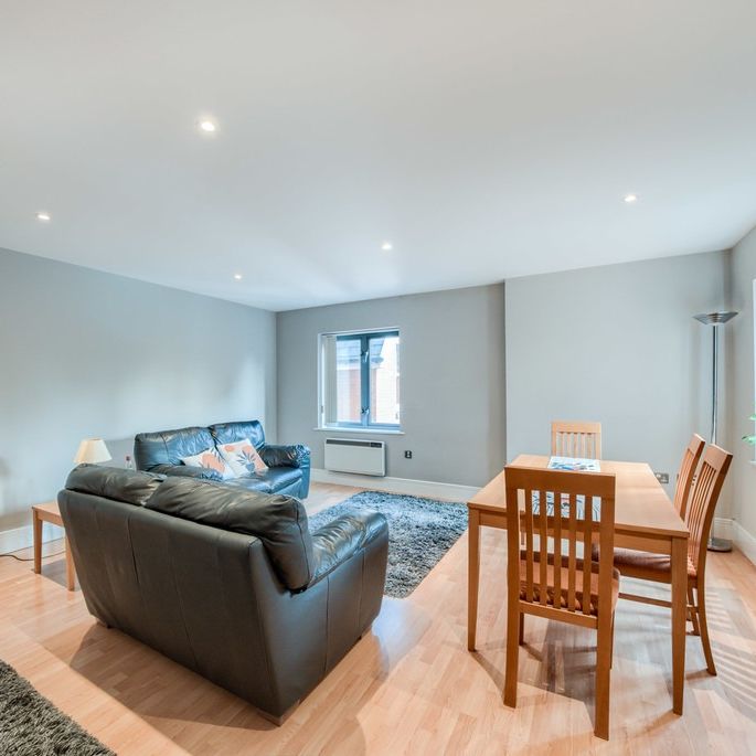 Spire Court, 26 Manor Road, Edgbaston - Photo 1