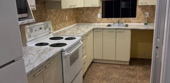 Grand 5½ à louer – Brossard (Secteur B) Disponible dès MAINTENANT ! - Photo 2