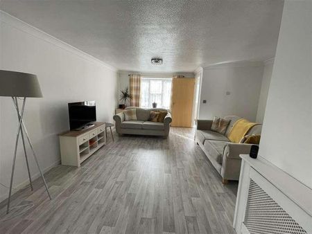 Jubilee Meadow, St. Austell, PL25 - Photo 2