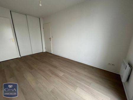 Location Appartement 2 pièces 43m² POITIERS 86000 - Photo 2