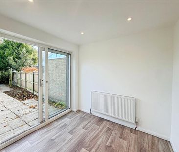 3 bedroom semi-detached house to rent - Photo 3