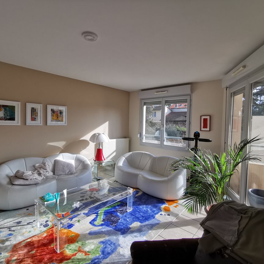LOCATION - APPARTEMENT T3 - SAINT PRIEST Saint-Priest (69800) Le bien en vidéo - Photo 1
