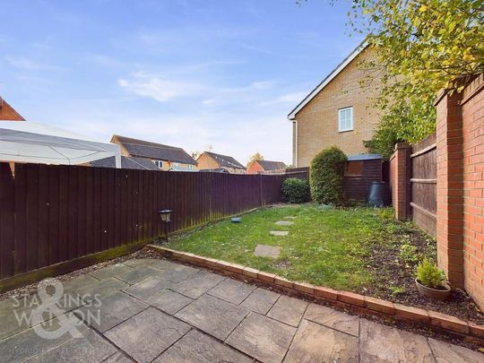 2 bedroom semi-detached house to rent - Photo 1