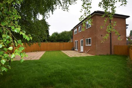 Coppice View Road, Sutton Coldfield - Photo 2