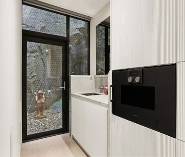 3/56 Mount Street, Pyrmont NSW 2009 - Townhouse For Rent | Domain - Photo 2