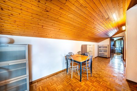 2.5 Zimmer, 65 m², 3. Stock - Photo 2