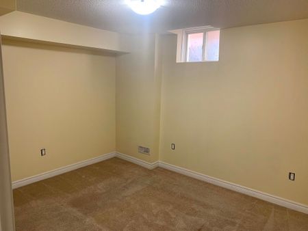 For Lease - 9 Ballyhaise Crescent, Brampton, Ontario - Photo 2