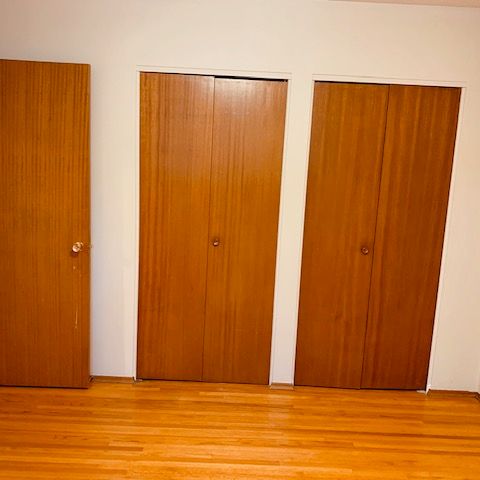 Bright 2 Bed Home Near U Of C | Garage + Laundry - Photo 1