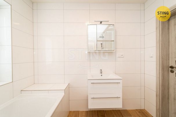 Pronájem domu 101 m² s pozemkem 788 m² - Photo 1