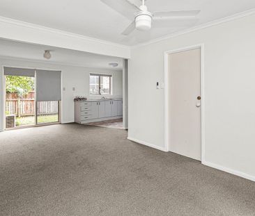 Charming Townhouse in the Heart of Edens Landing - Photo 1