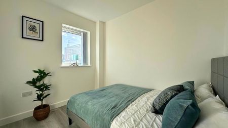 2 bedroom flat to rent - Photo 3