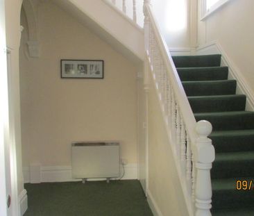 1 bedroom property to rent - Photo 2