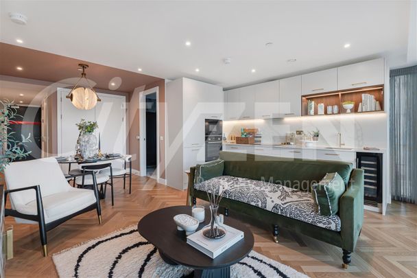 Brigadier Walk, London - Photo 1