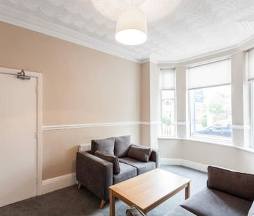 5 bedroom terraced house to rent - Photo 2