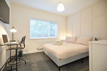 5 bedroom terraced house to rent - Photo 4