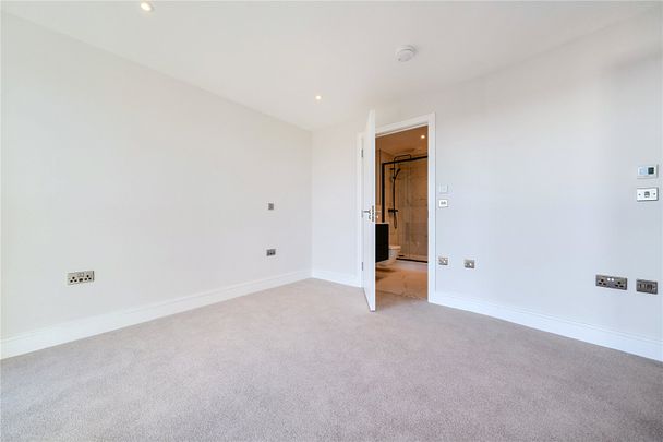 Cockfosters Road, EN4, Barnet - Photo 1
