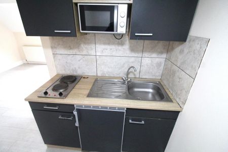 Studio to rent - Photo 5