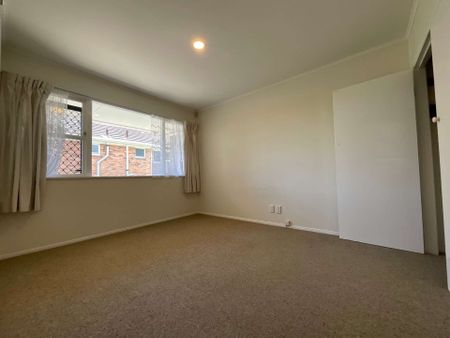 Charming 1 Bedroom Unit in Remuera - Photo 3