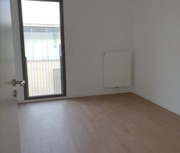 A LOUER - REIMS Quartier BOULINGRIN - Dans Résidence F2 de 40m² ave... - Photo 2
