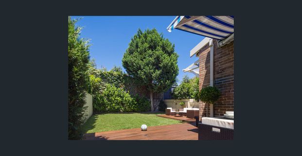 Modern Family Home With Period Features On The Edge Of Centennial Park - Photo 1