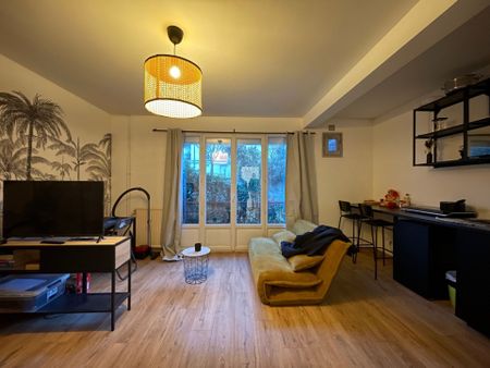 Location Appartement Rosny-sous-Bois 93110 - Photo 4