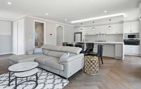 2/16 Tamala Avenue, Notting Hill - Photo 2
