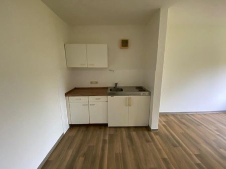 Gemütliche 2 Zimmer-Wohnung in guter Lage zu THM+Schwanenteich, Dürerstr. 36, Gießen Wieseck - Photo 4