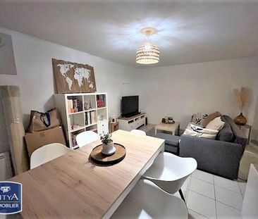 Location Appartement 2 pièces 47m² CLERMONT FERRAND 63000 - Photo 2