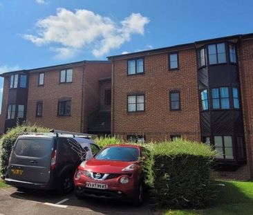 Poets Chase, Aylesbury - Photo 1