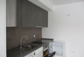 Excelente T0 no Centro da Cidade, mobilado e equipado, com lugar de garagem.