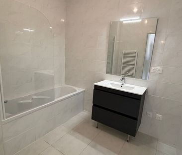 Appartement à louer 3 pièces • La Seyne-sur-Mer - Photo 2