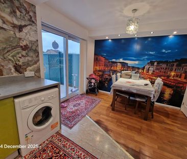 Gardeners Court, Leeds - Photo 3