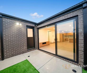Stylish & Comfortable Family Living in Bonnie Brook - Photo 4