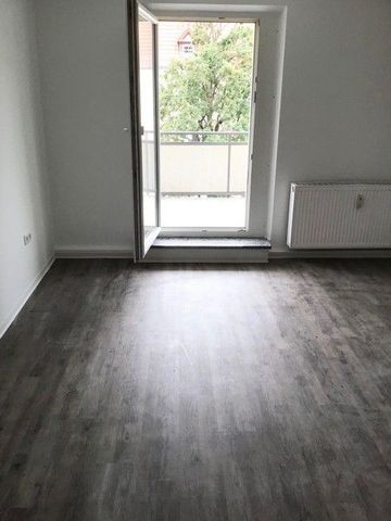 Renovierte 3 Zimmerwohnung mit Balkon gesucht?! - Foto 5