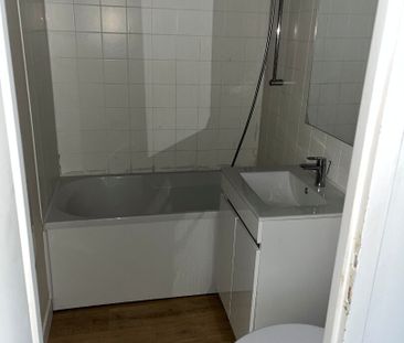 Location Appartement 1 pièce 14m² - Photo 2