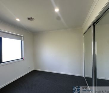 1 / 9 King George Parade, Dandenong - Photo 3
