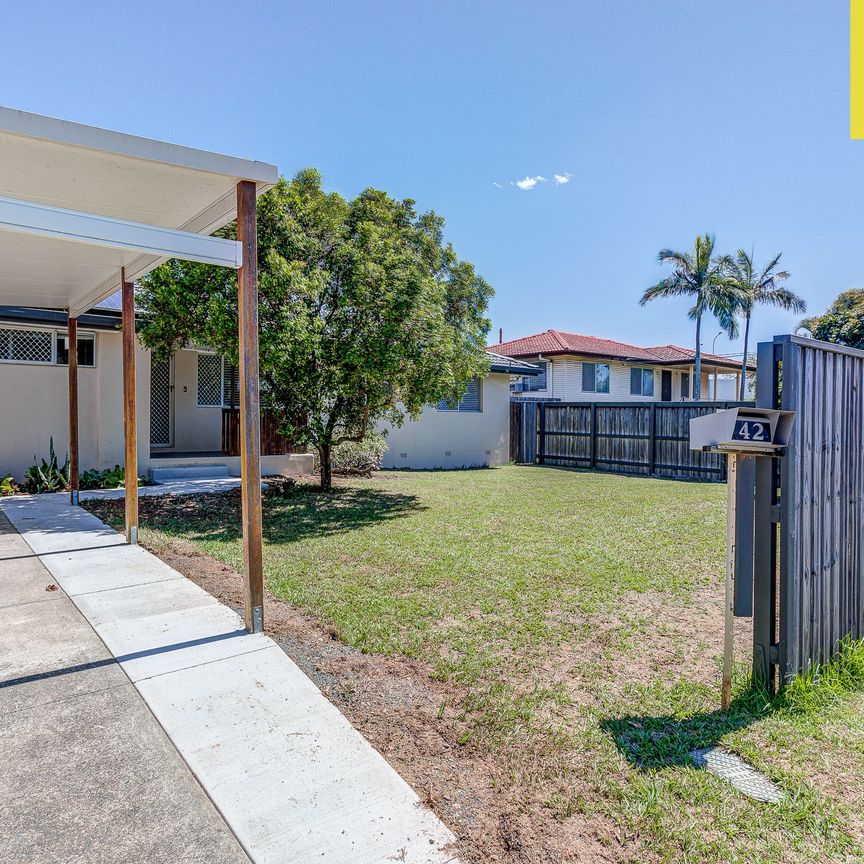 Modern Elegance, Solar, Multiple Car Spaces, Prime Location Plus Home Office - Photo 1