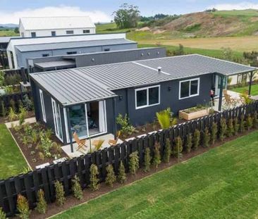 Modern Comfort & Effortless Living - Photo 1