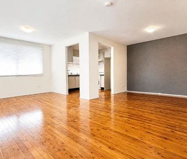 Spacious 5-Bedroom Home with Multiple Ensuites & Rear Balcony - Photo 1