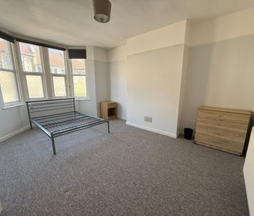 Fairfield Road, Bristol - Photo 2