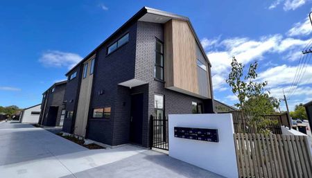 Two Bedroom On Waimairi Road! - Photo 4