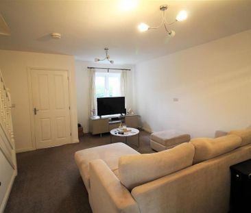 3 bedroom end of terrace house to rent - Photo 5