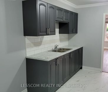 For Lease - 12 Silverstream Road, Brampton, Ontario - Photo 2