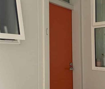 Modern 4BR Townhouse in Mount Cook - Photo 4