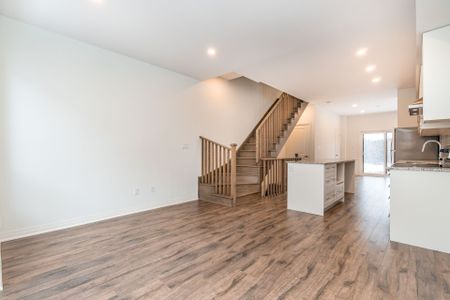 For Lease - 1724 Pleasure Valley Path, Oshawa, Ontario - Photo 3